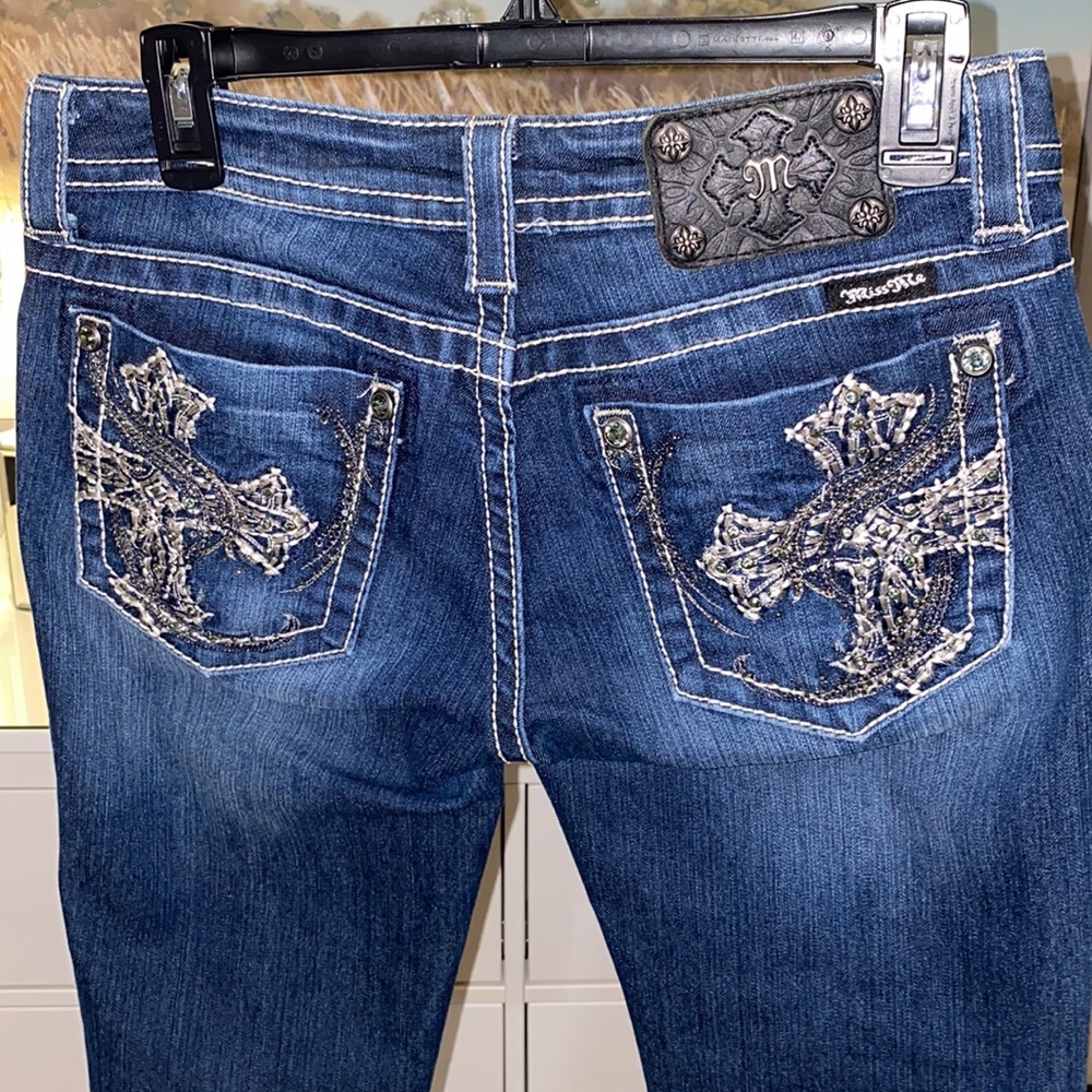 Miss Me Capris Women’s Size 28 LIKE NEW!